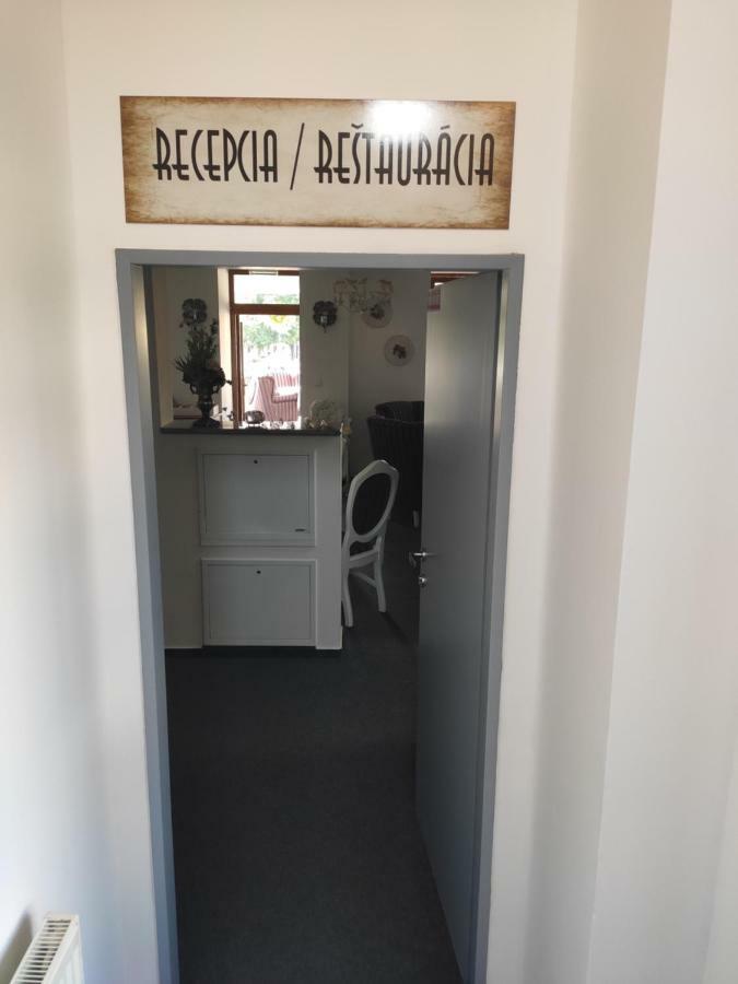 Zabokreky Nad Nitrou Penzion Zabokrek U Hoffera المظهر الخارجي الصورة